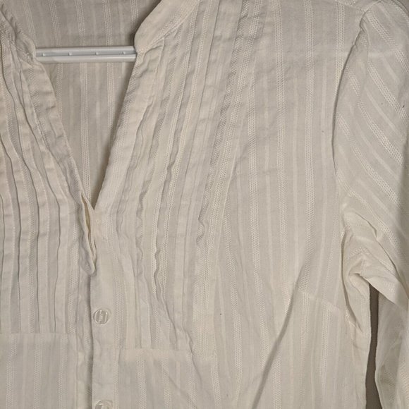 JH Collectibles Petite White Blouse Button-up Shirt V-neck 3/4 Sleeves Peasant M - Picture 5 of 12